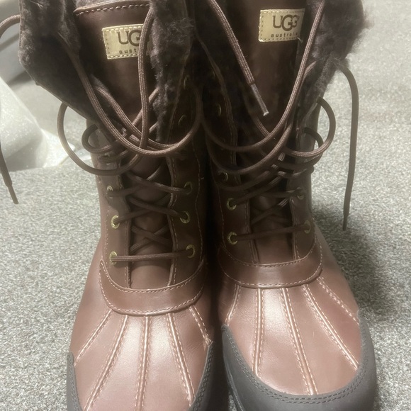 UGG Waterproof Snow Boots - Picture 2 of 8